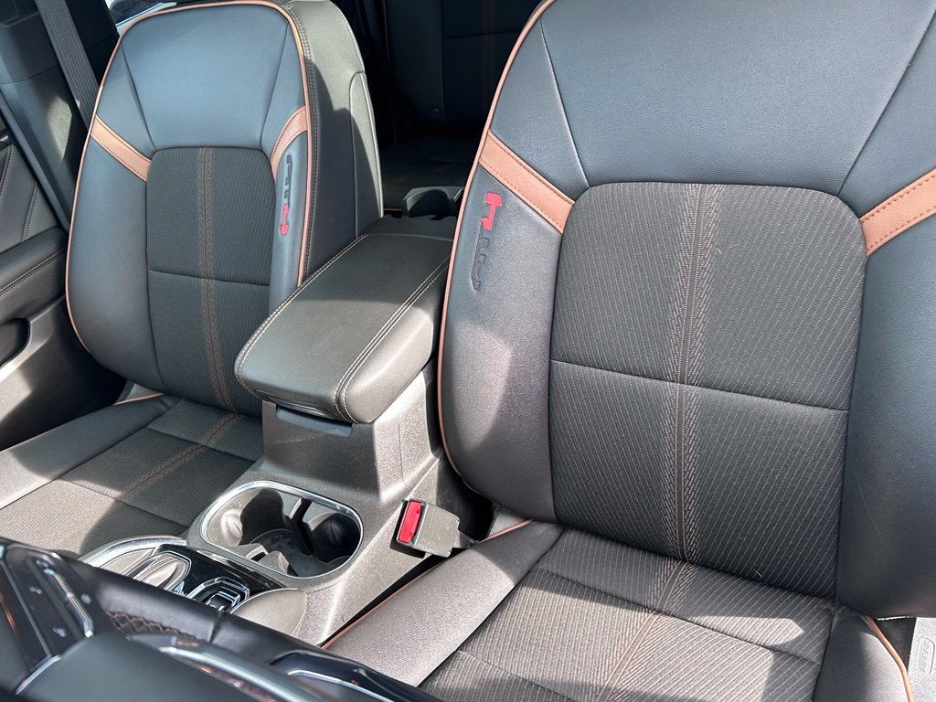 2023 GMC Canyon 4WD AT4