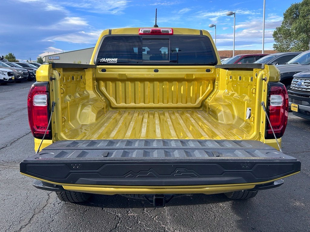 2023 GMC Canyon 4WD AT4