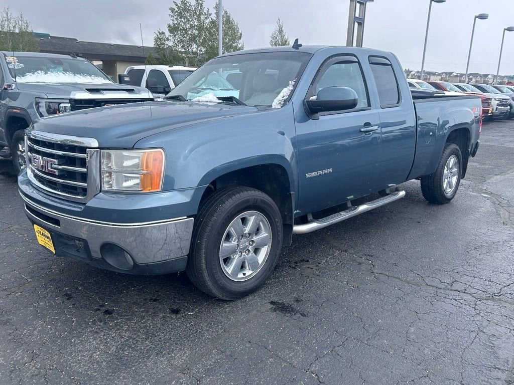 2013 GMC Sierra 4WD Extended Cab SLT MWB's photo