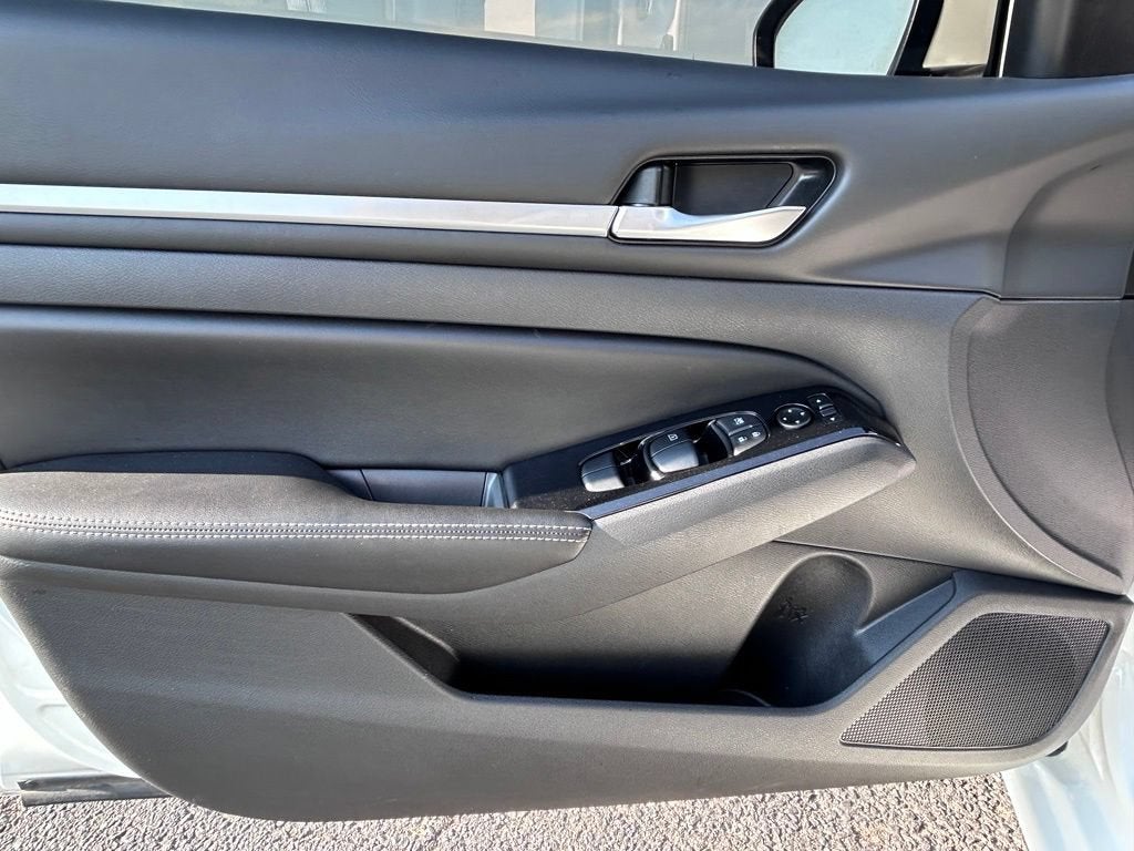 2023 Nissan Altima SV - Photo 26