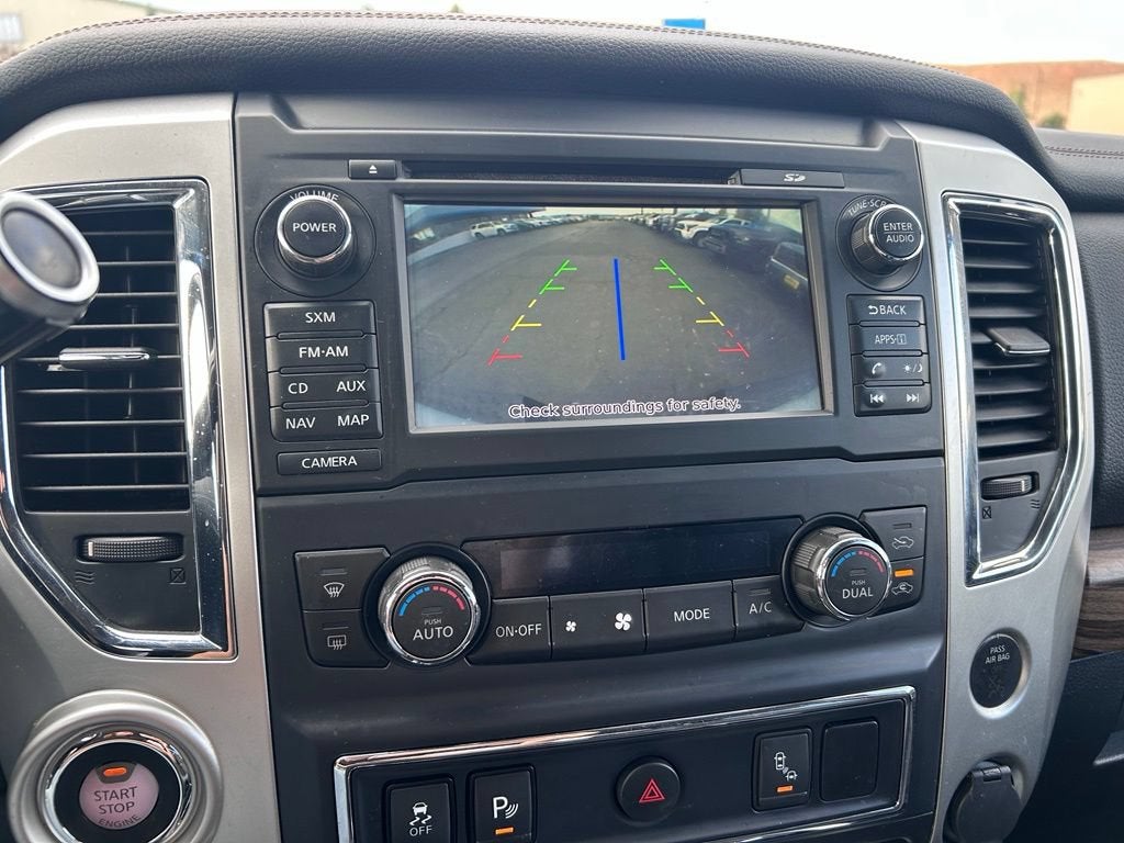 2017 Nissan TITAN SL