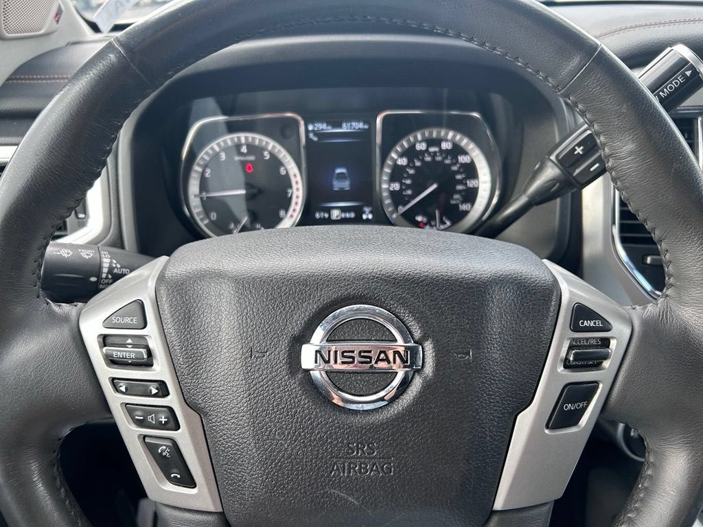 2017 Nissan TITAN SL