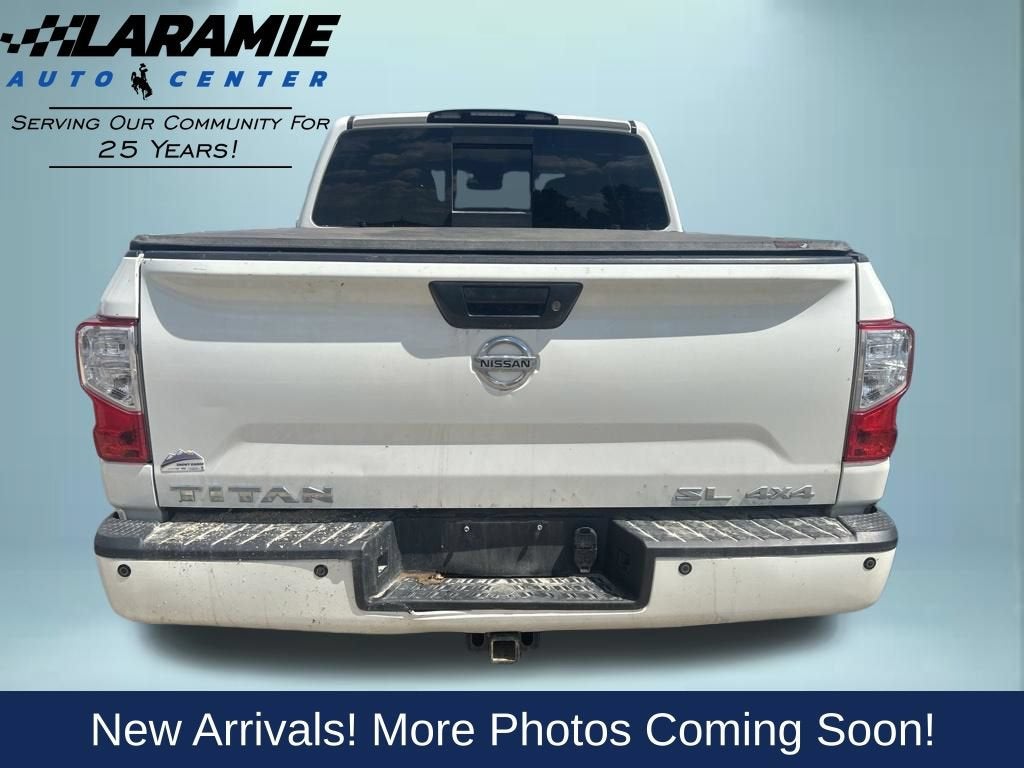 2017 Nissan TITAN SL