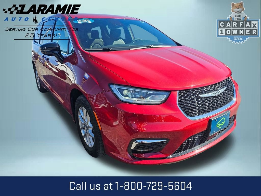 2025 Chrysler Pacifica Select