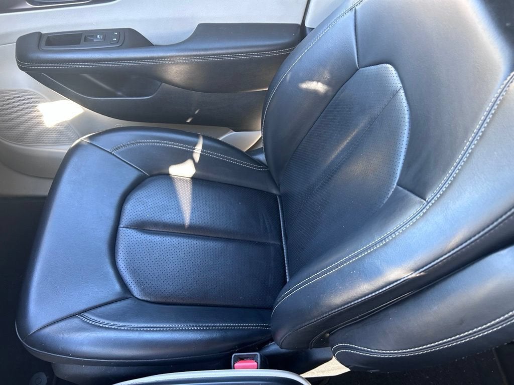 2020 Chrysler Voyager LXI