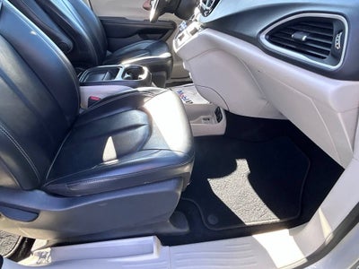 2020 Chrysler Voyager LXI