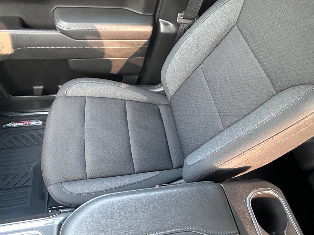 2025 Chevrolet Silverado 1500 RST - Photo 23