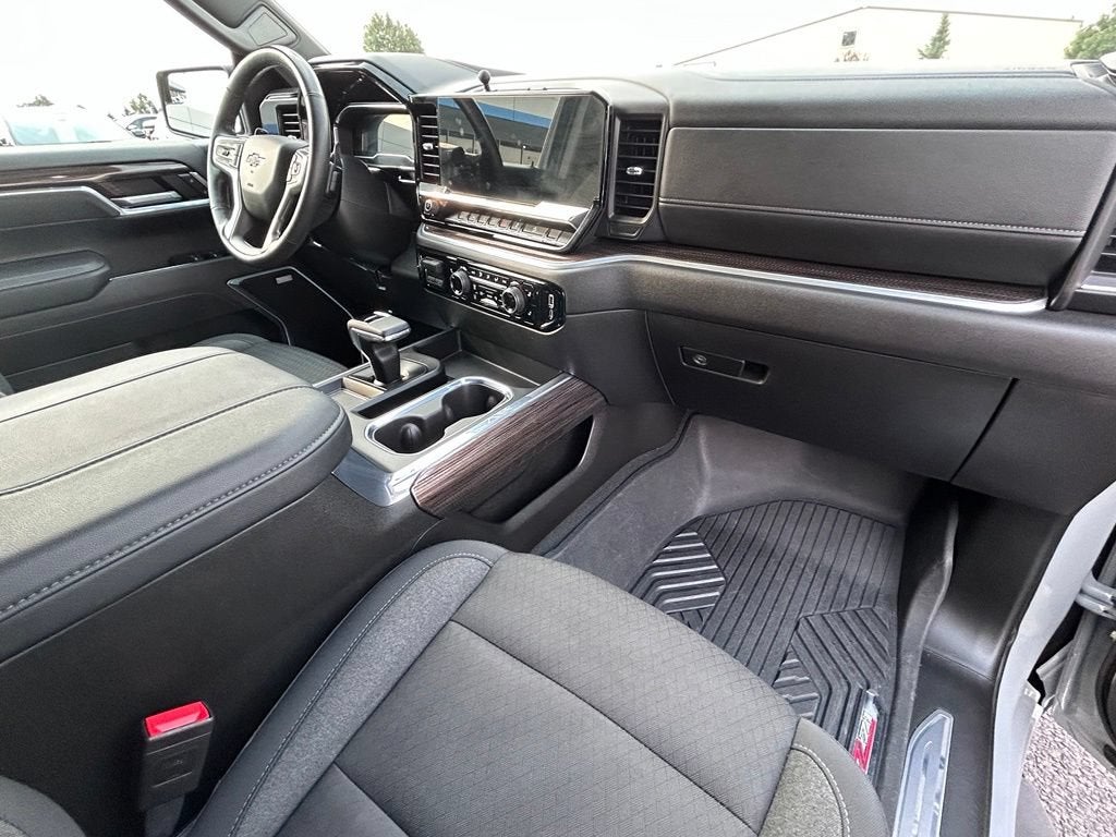 2025 Chevrolet Silverado 1500 RST - Photo 40