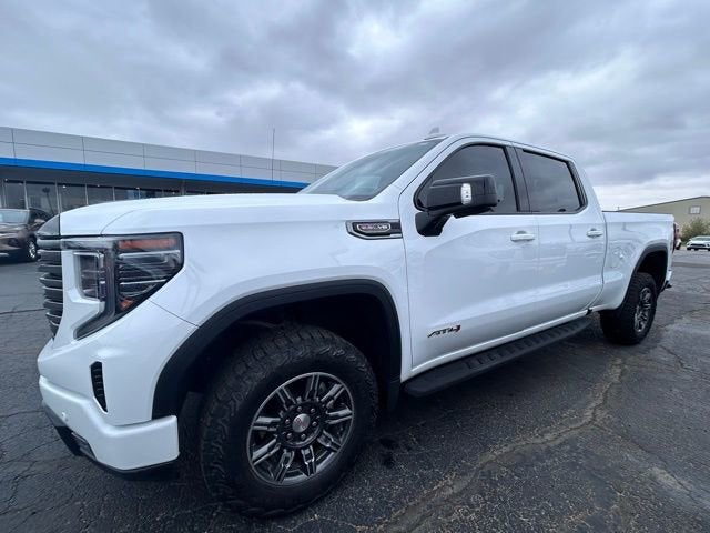 2025 GMC Sierra 1500 AT4