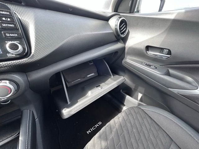 2023 Nissan Kicks SV Xtronic CVT