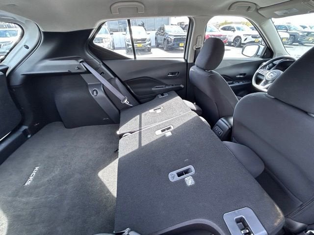 2023 Nissan Kicks SV Xtronic CVT