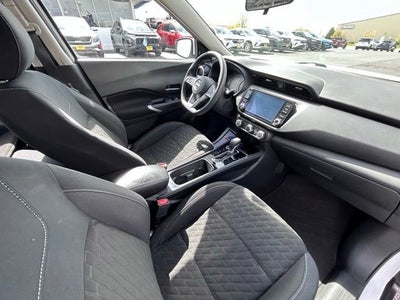 2023 Nissan Kicks SV Xtronic CVT