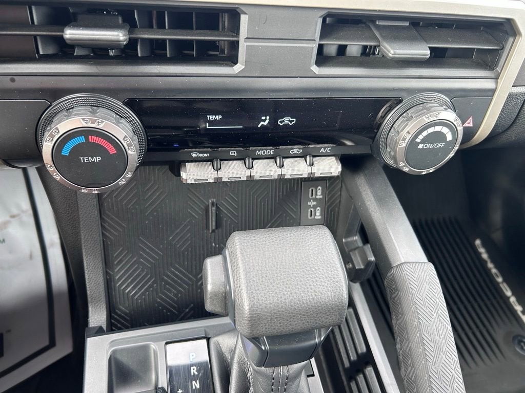 2024 Toyota Tacoma 4WD SR5