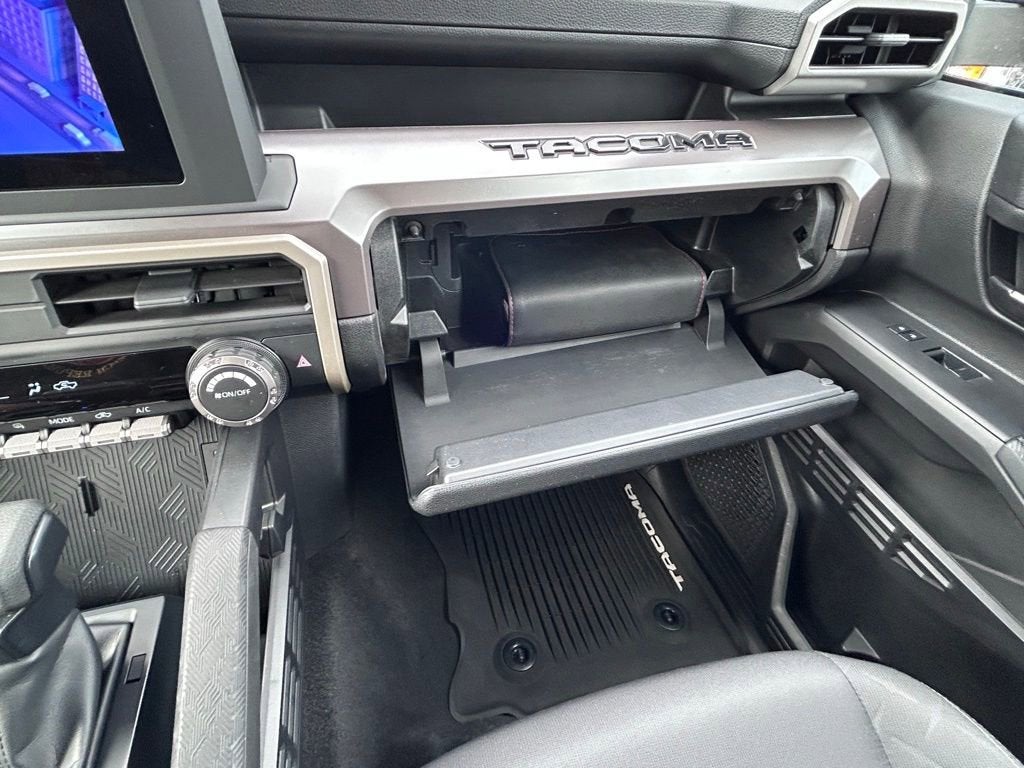 2024 Toyota Tacoma 4WD SR5