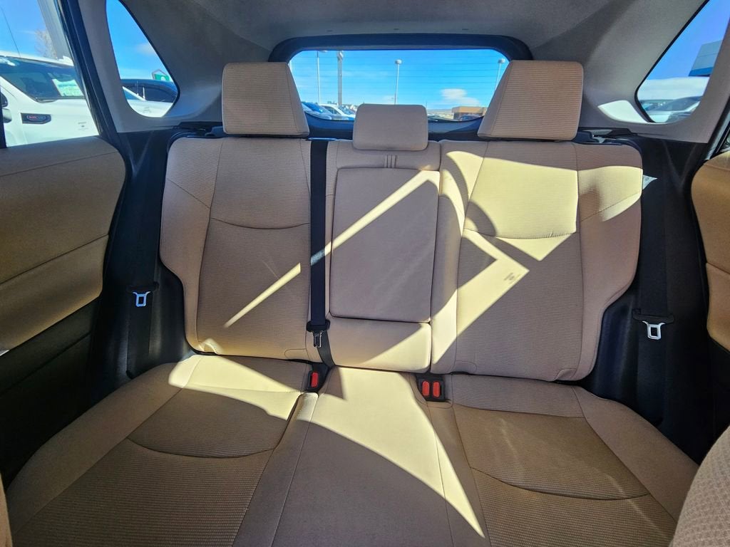 2022 Toyota RAV4 Hybrid LE