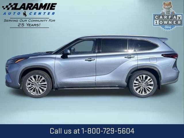 2024 Toyota Highlander Hybrid Platinum