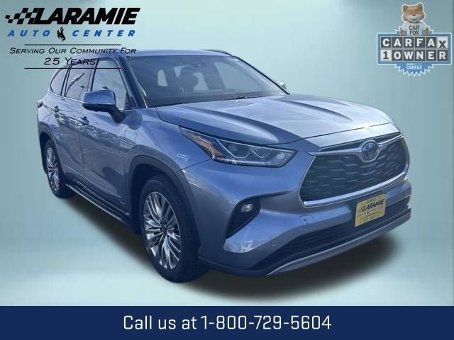 2024 Toyota Highlander Hybrid Platinum