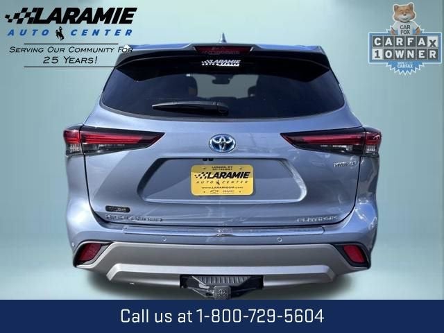 2024 Toyota Highlander Hybrid Platinum