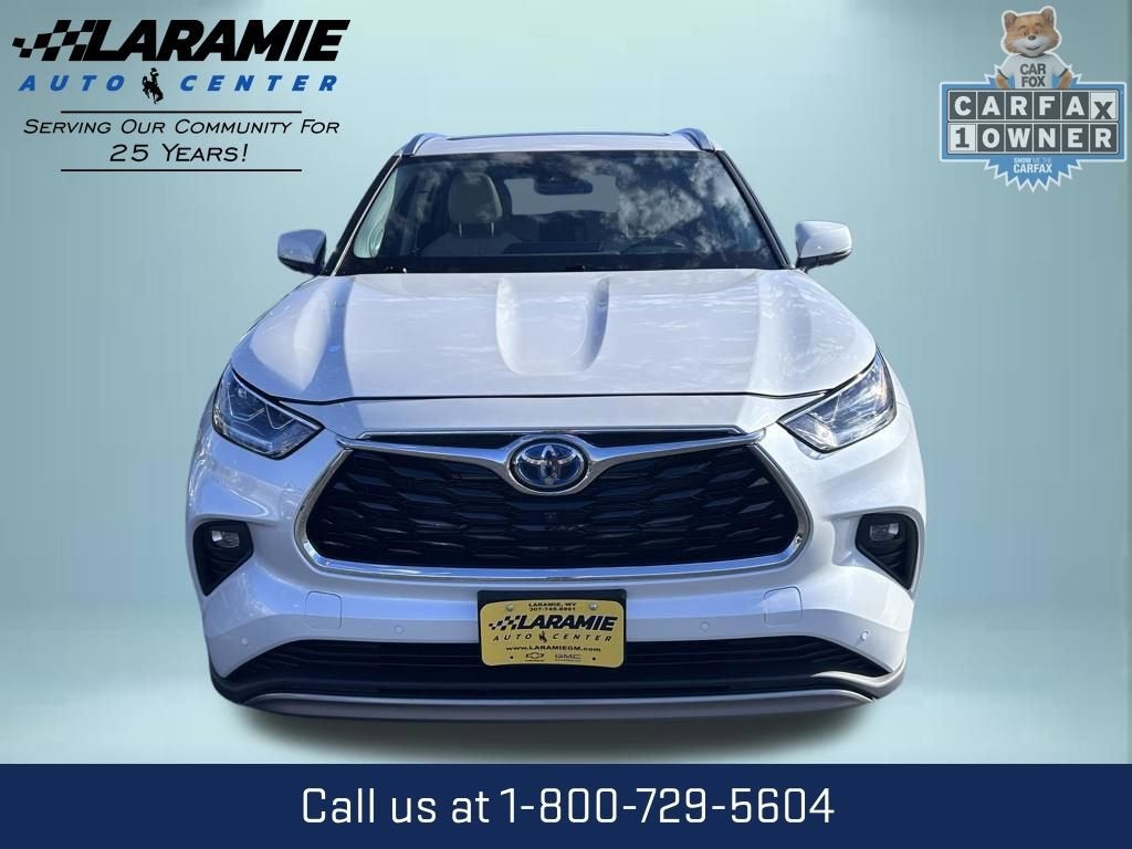 2024 Toyota Highlander Hybrid Platinum