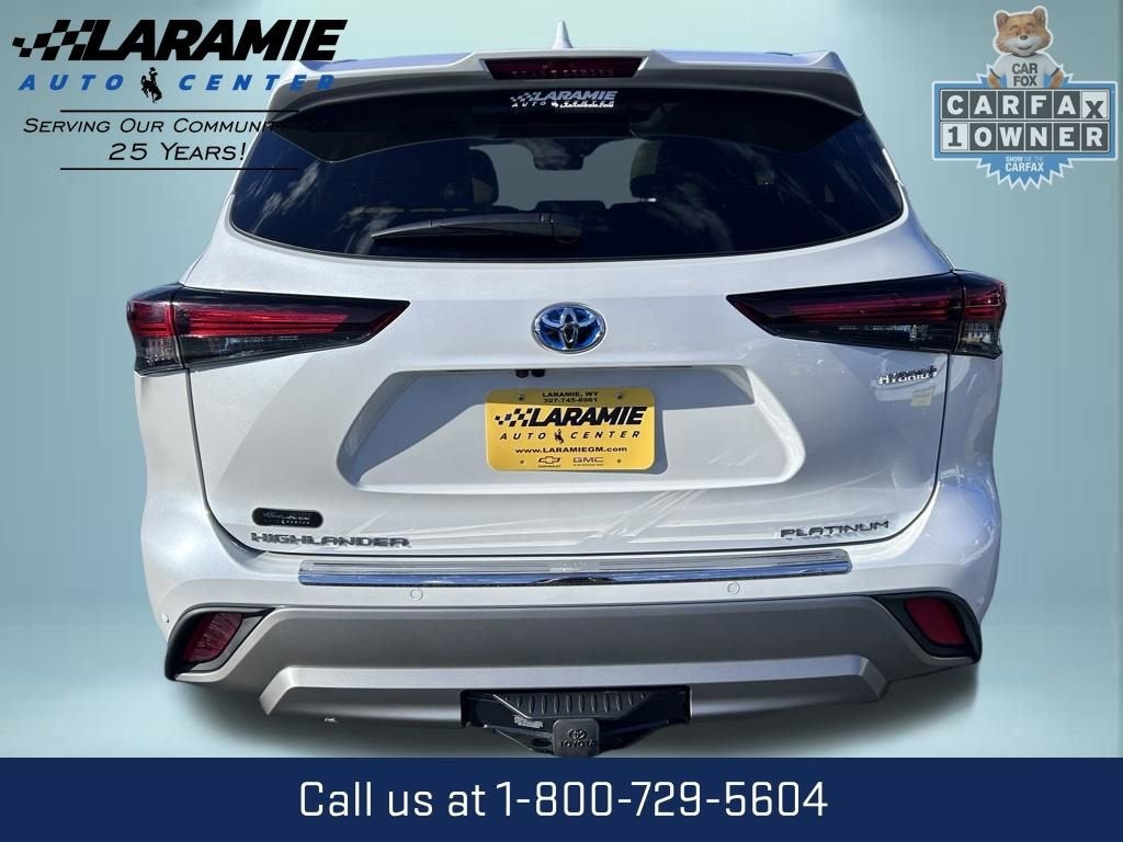 2024 Toyota Highlander Hybrid Platinum