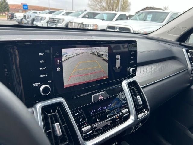 2022 Kia Sorento SX
