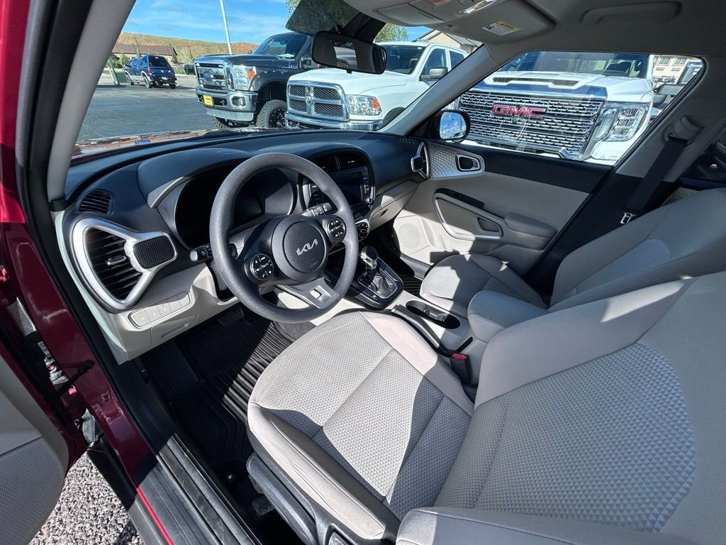 2024 Kia Soul LX