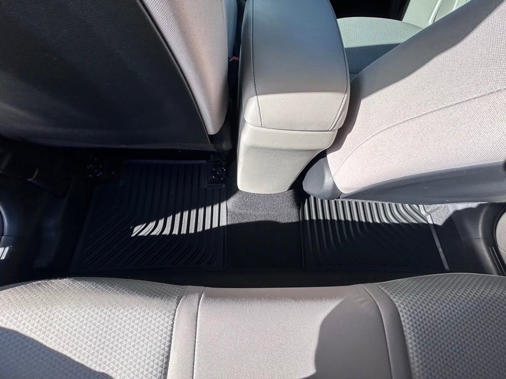 2024 Kia Soul LX - Photo 29