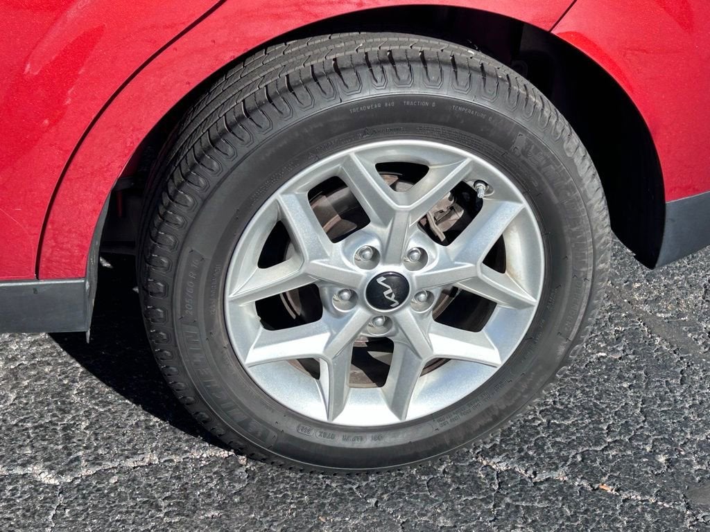 2024 Kia Soul LX - Photo 33