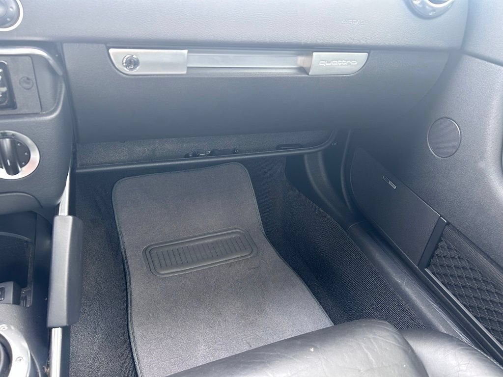 2006 Audi TT 2dr Cpe quattro Manual